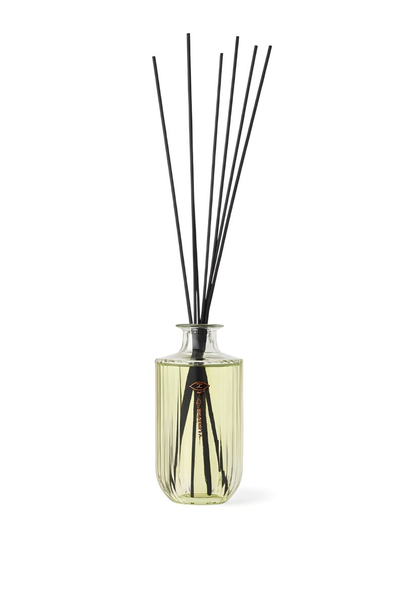 CandleDust - Breeze - Reed Diffuser - Fragrance of Chocolate, Bergamot, Citrus, Amber, Sandalwood, Vanilla in a 500ml bottle